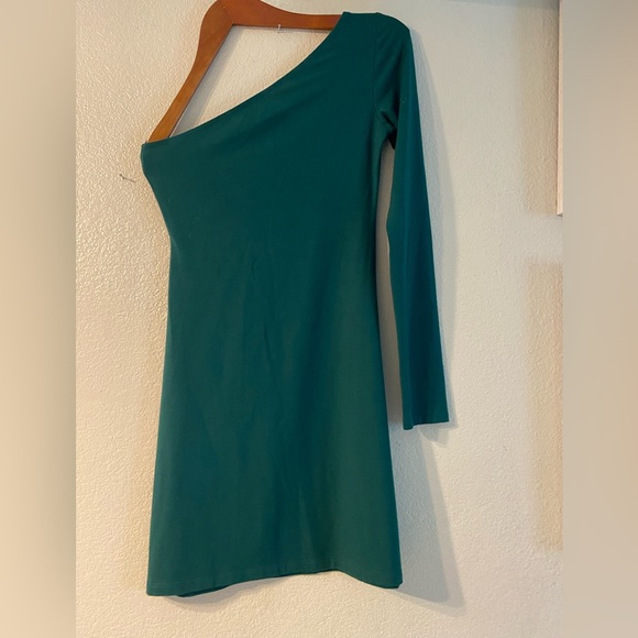 Reformation Yara Mini Dress One Shoulder Long Sleeve Emerald Green Size XS - Picture 3 of 11